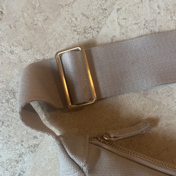 JULY Stylish Gray Women's crossbody/sling bag‎ - Picture 2 of 7